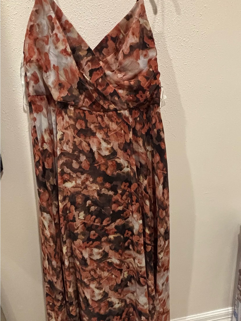 Women's V-Neck Maxi Dress in Rust Floral